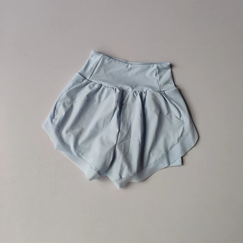 Short Feminino Soltinho, Corte Três Pontos
