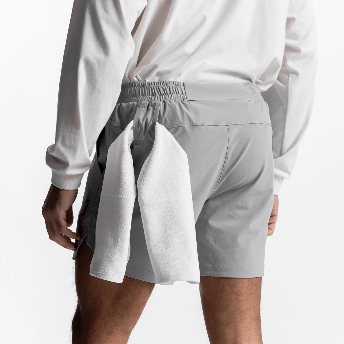 Short Masculino com Bolso, Cordão e Suporte para Toalha